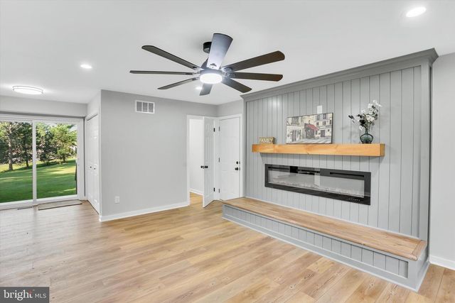 3909 THOROUGHBRED LN, Owings Mills, MD 21117