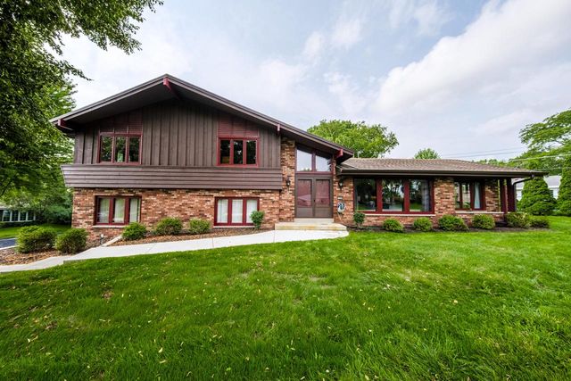 17765 Alta Louise PARKWAY, Brookfield, WI 53045