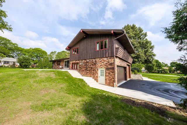 17765 Alta Louise PARKWAY, Brookfield, WI 53045