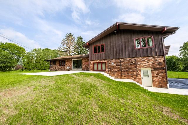 17765 Alta Louise PARKWAY, Brookfield, WI 53045