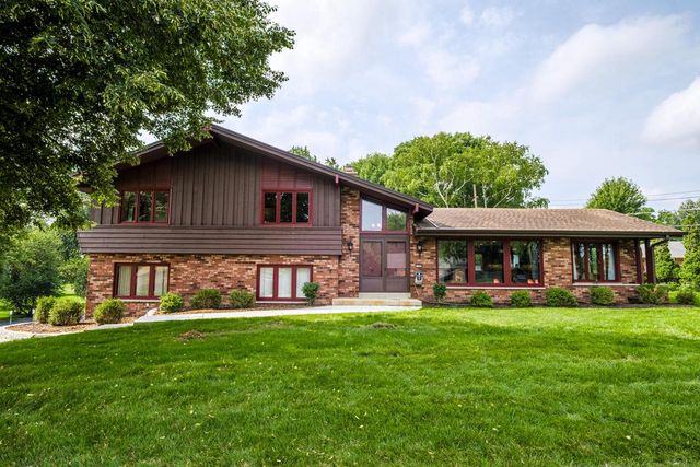 17765 Alta Louise PARKWAY, Brookfield, WI 53045