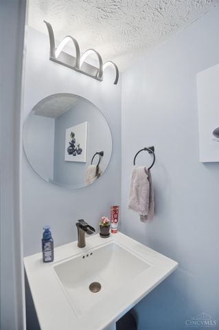 6565 Covefield Court, Mason, OH 45040