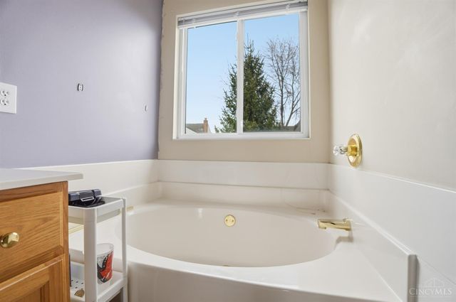 6565 Covefield Court, Mason, OH 45040