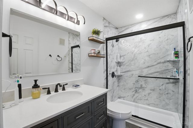 6565 Covefield Court, Mason, OH 45040