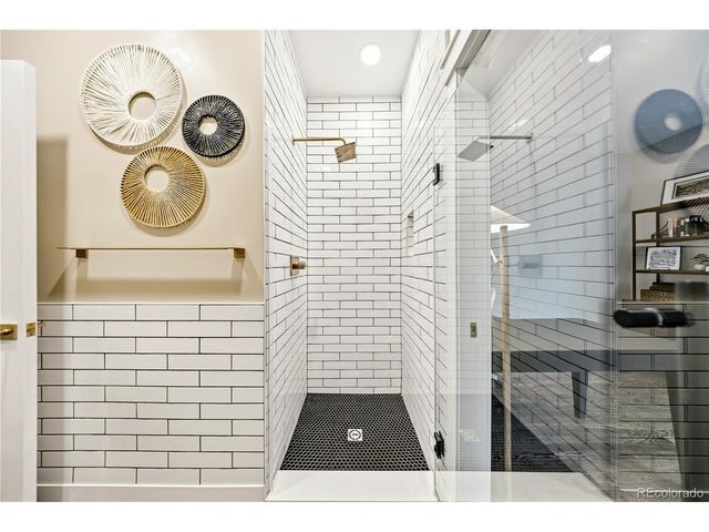 3144 Greensborough Dr, Littleton, CO 80129