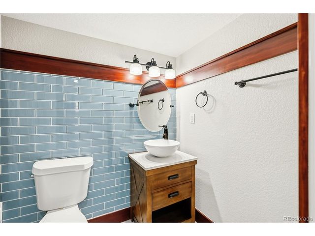3144 Greensborough Dr, Littleton, CO 80129