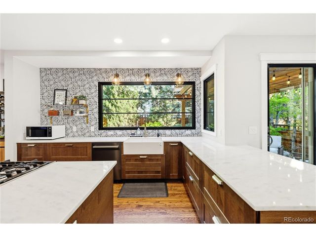 3144 Greensborough Dr, Littleton, CO 80129