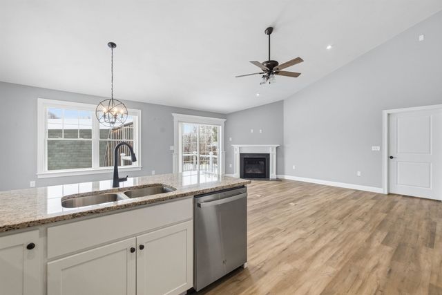 17 Millstone Drive, Northfield, NH 03276