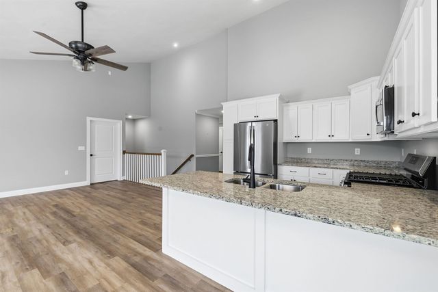 17 Millstone Drive, Northfield, NH 03276