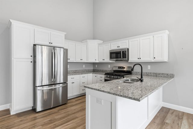 17 Millstone Drive, Northfield, NH 03276