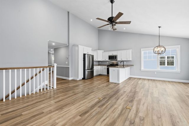 17 Millstone Drive, Northfield, NH 03276