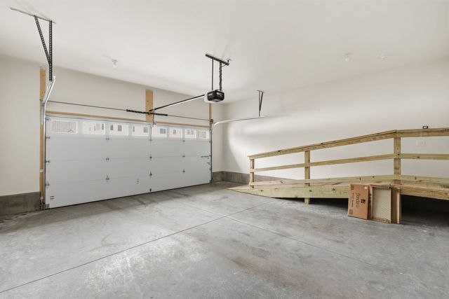 17 Millstone Drive, Northfield, NH 03276