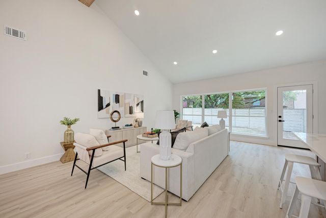 1110 Mayan WAY, Austin, TX 78733