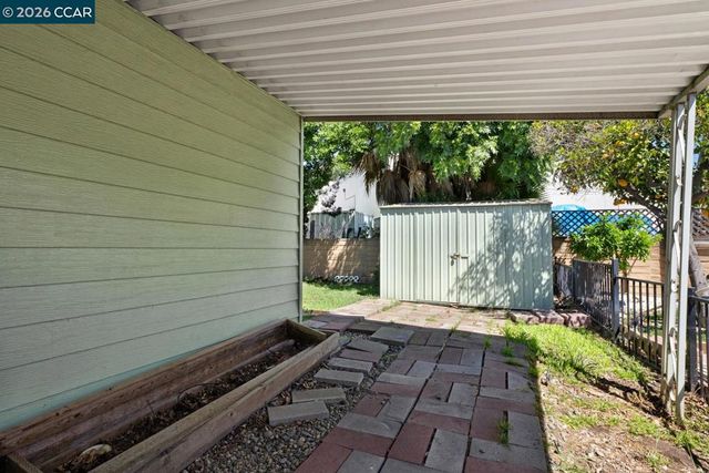 2322 Dalis Dr, Concord, CA 94520