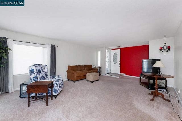 2322 Dalis Dr, Concord, CA 94520
