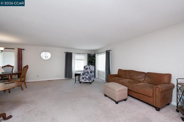 2322 Dalis Dr, Concord, CA 94520
