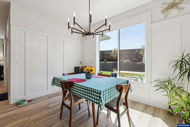 5927 Evangelista St S, Salem, OR 97306