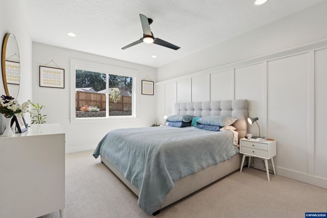 5927 Evangelista St S, Salem, OR 97306