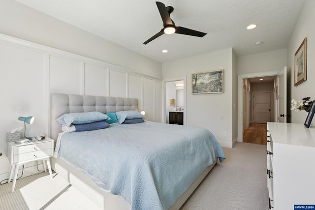 5927 Evangelista St S, Salem, OR 97306