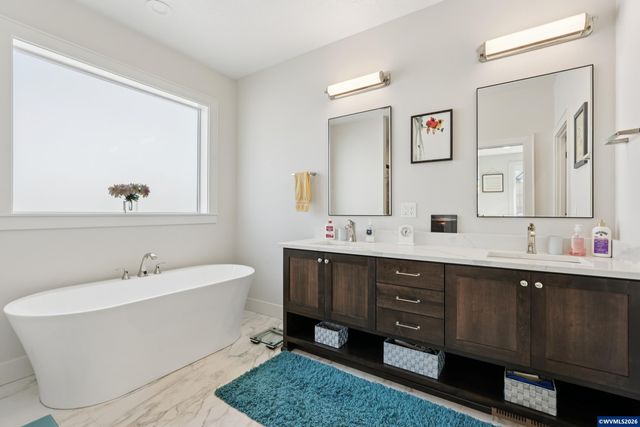 5927 Evangelista St S, Salem, OR 97306