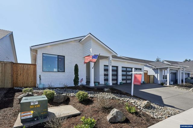 5927 Evangelista St S, Salem, OR 97306