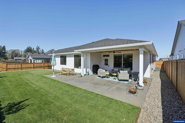 5927 Evangelista St S, Salem, OR 97306