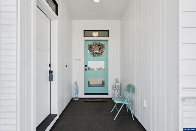 5927 Evangelista St S, Salem, OR 97306