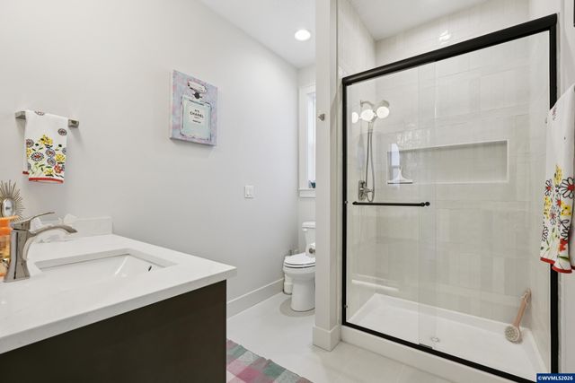 5927 Evangelista St S, Salem, OR 97306