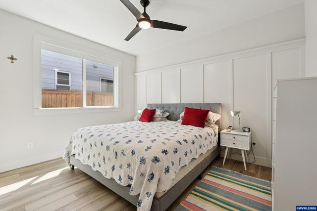 5927 Evangelista St S, Salem, OR 97306