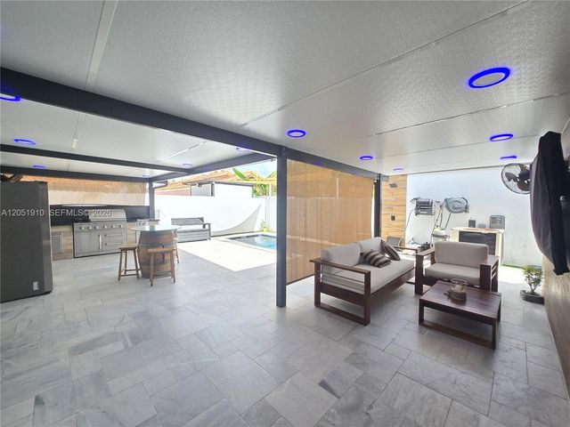 20950 SW 119th Court, Miami, FL 33177