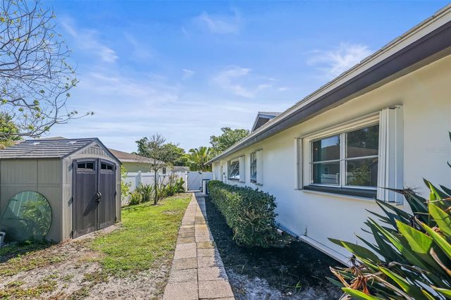 2778 CAPWOOD LANE, Clearwater, FL 33761