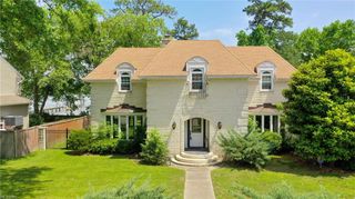 2537 Lakewood LN, Chesapeake, VA 23321