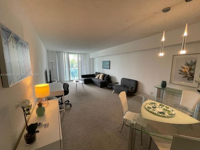 19370 Collins Avenue 222, Sunny Isles Beach, FL 33160