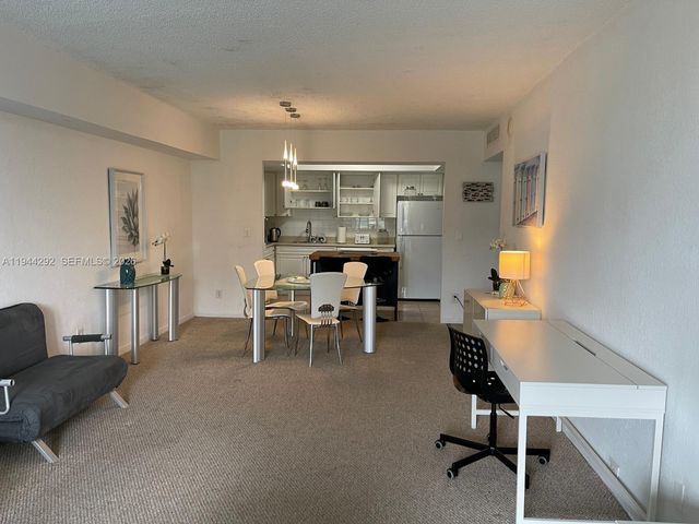 19370 Collins Avenue 222, Sunny Isles Beach, FL 33160