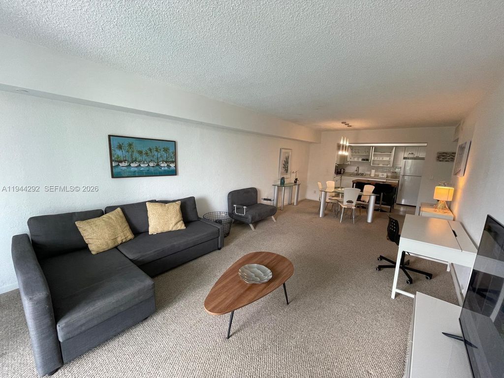 19370 Collins Avenue 222, Sunny Isles Beach, FL 33160