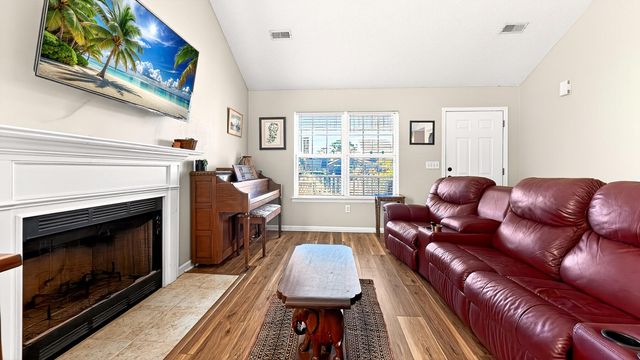 7670 Brookdale Boulevard, North Charleston, SC 29418