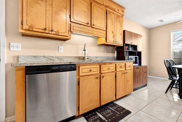 7670 Brookdale Boulevard, North Charleston, SC 29418