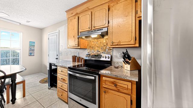 7670 Brookdale Boulevard, North Charleston, SC 29418