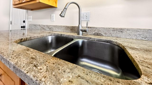 7670 Brookdale Boulevard, North Charleston, SC 29418