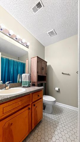 7670 Brookdale Boulevard, North Charleston, SC 29418