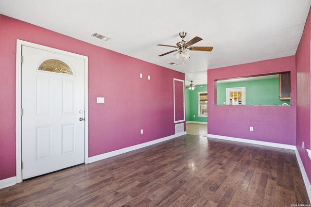 5107 Cien, San Antonio, TX 78214