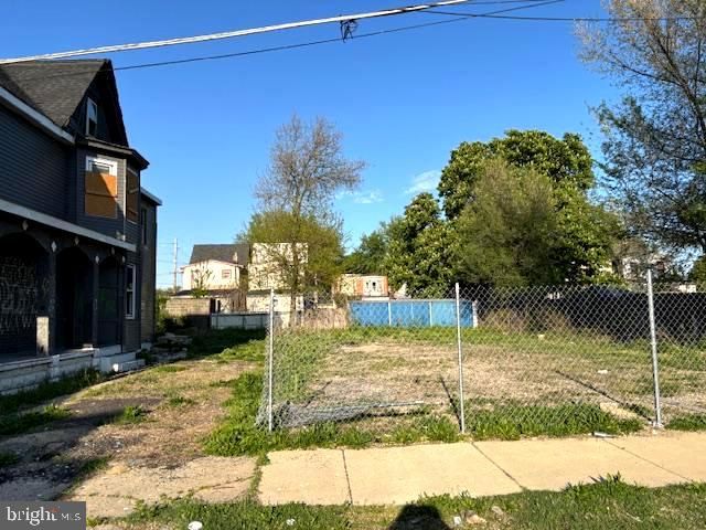 42 STEWART ST, Camden, NJ 08105