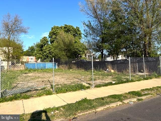 42 STEWART ST, Camden, NJ 08105