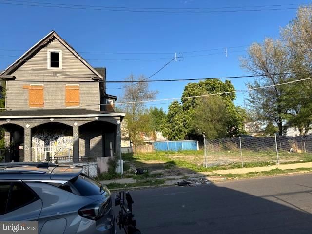 42 STEWART ST, Camden, NJ 08105