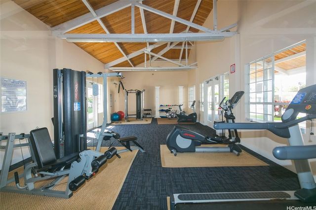 403 Mananai Place 41S, Honolulu, HI 96818