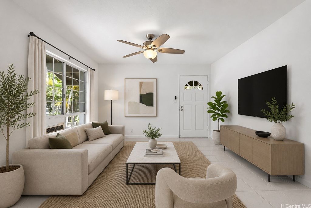 403 Mananai Place 41S, Honolulu, HI 96818