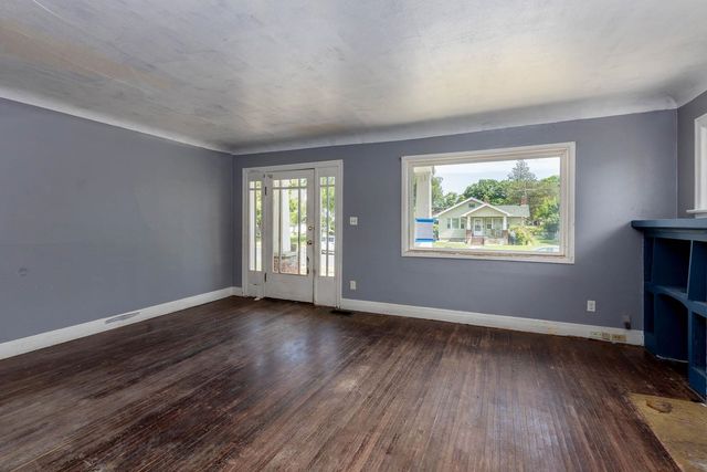 4311 N Lincoln St, Spokane, WA 99205