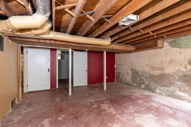 4311 N Lincoln St, Spokane, WA 99205