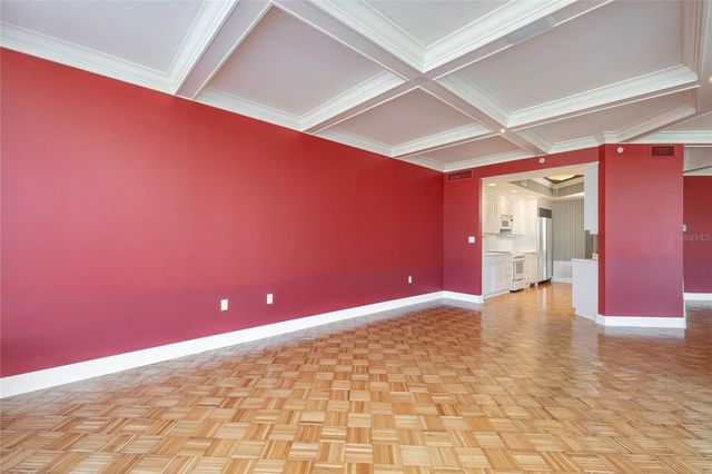 2 SEASIDE LANE 103, Belleair, FL 33756