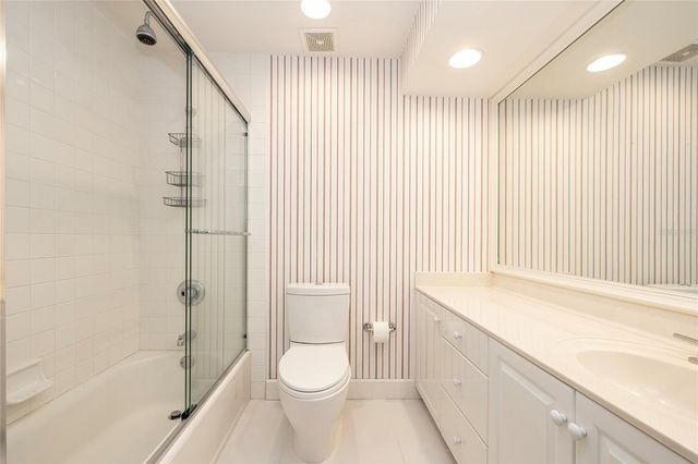 2 SEASIDE LANE 103, Belleair, FL 33756